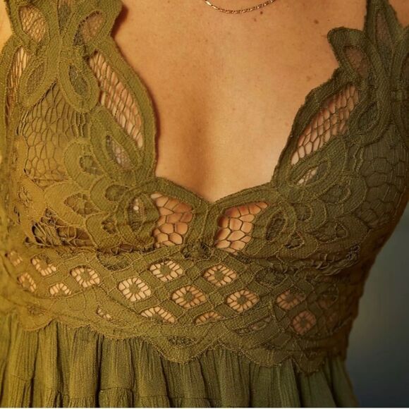 Free People Adella Cami Top In Olive Sparrow Size Medium NWT - Picture 9 of 11